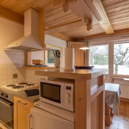 Chalet Mitoyen Reference 20 * Chamonix